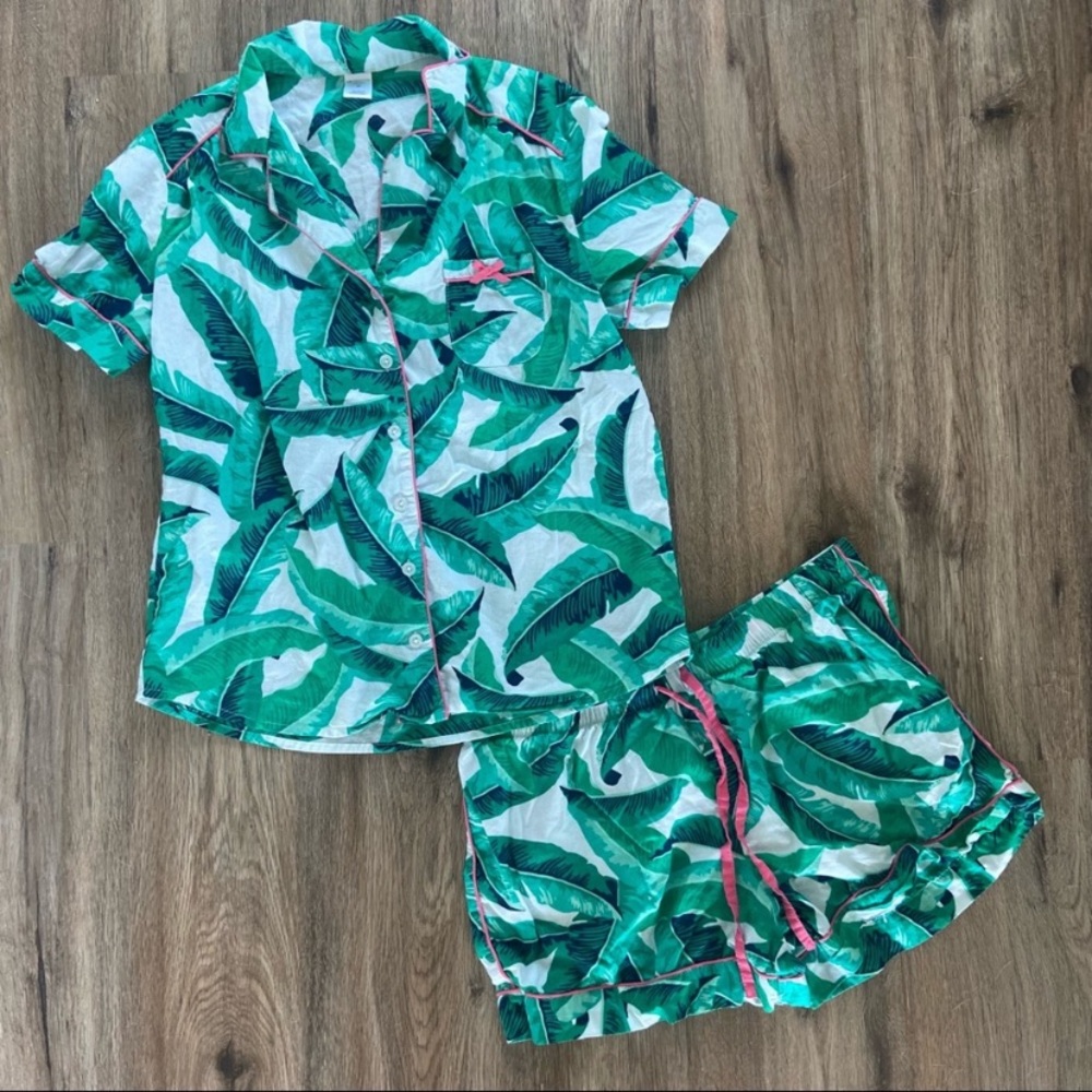 Liz Claiborne pajama set